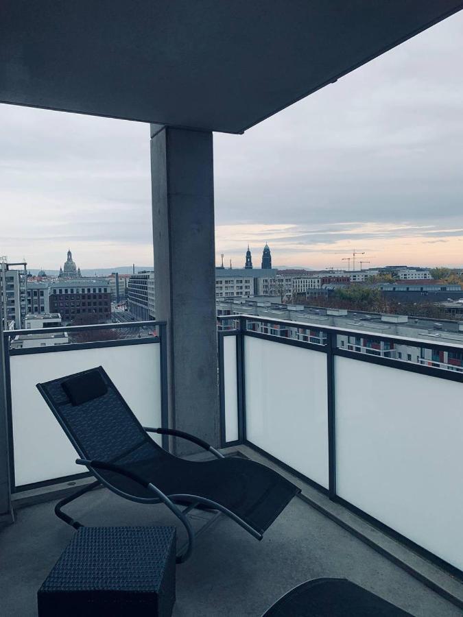 Apartment Mit Penthouse Charakter In Дрезден Экстерьер фото